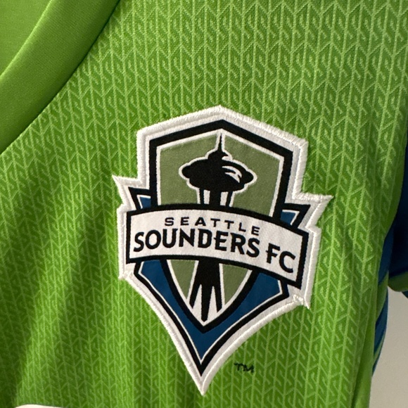 Women’s Seattle Sounders Jersey Kit - Picture 3 of 6